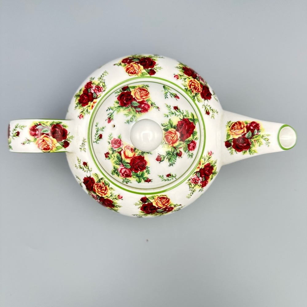 Royal Albert OLD COUNTRY ROSES White Afternoon Tea Teapot SIGNED Michael Doulton - Picture 3 of 8